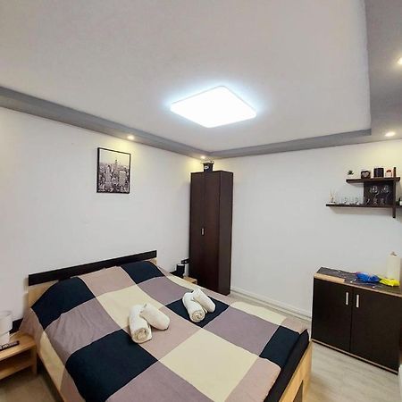 Domino Studio Apartment Sibiu Luaran gambar